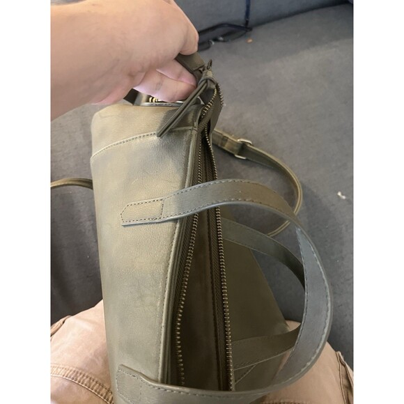 Universal Thread Crossbody/Hand Bag Purse Green Tote Faux Lether Classic - Picture 4 of 5